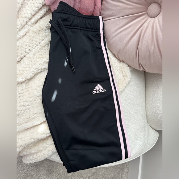 Primegreen Essentials Warm-Up Slim Tapered 3-Stripes Track Pants - Picture 2 of 4